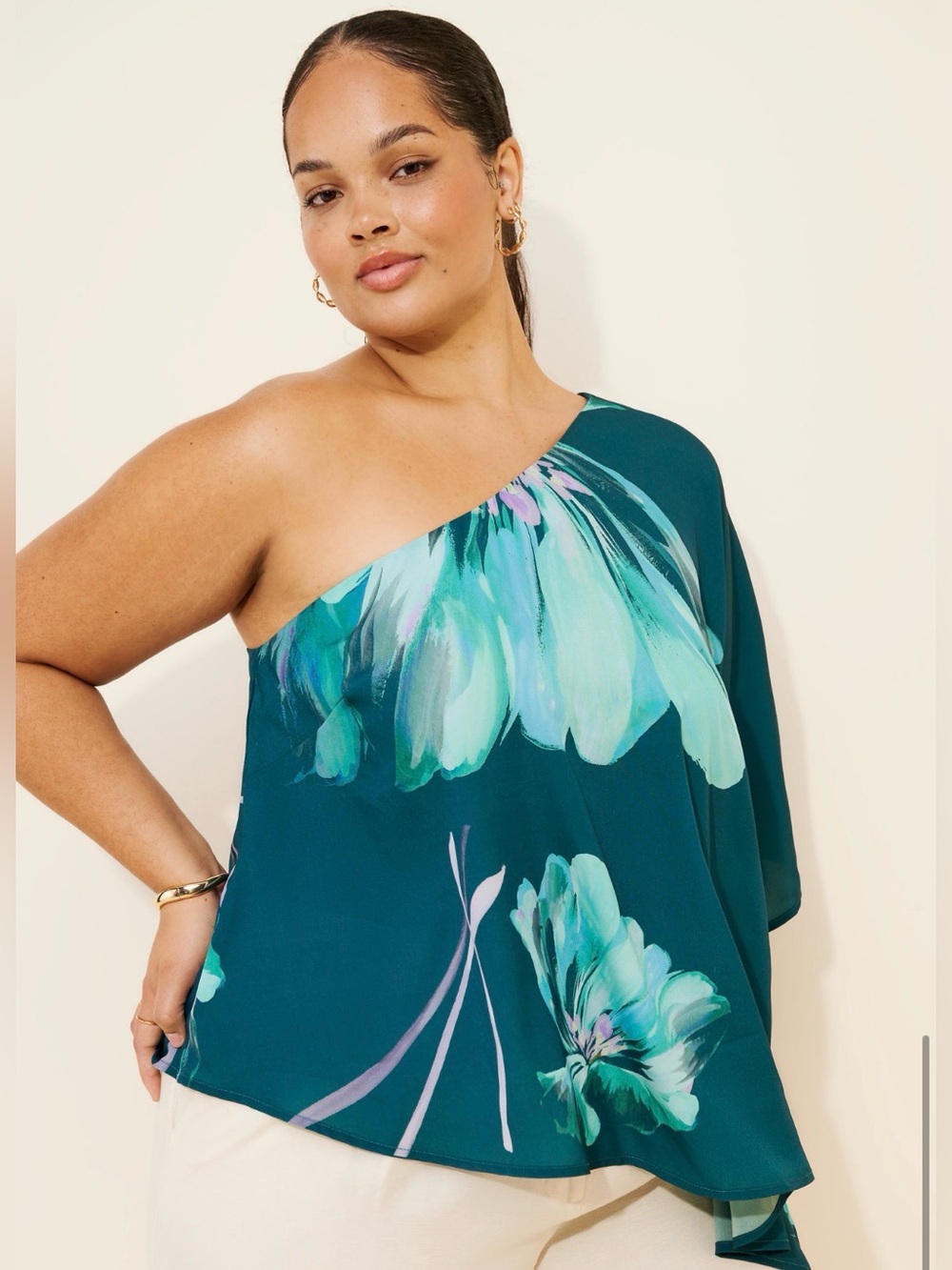 Hutch - Watercolor Bloom One-Shoulder Floral Top